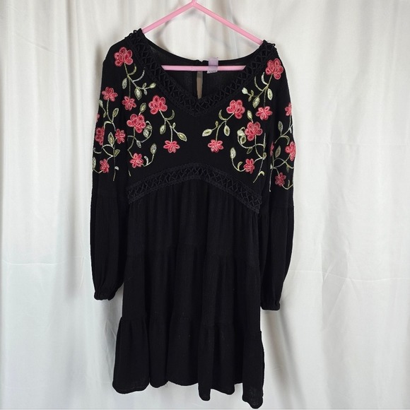 Francesca's Collections Other - Francesca's Franki Sweetheart Black Floral Embroidered Babydoll Dress Girls YTH8
